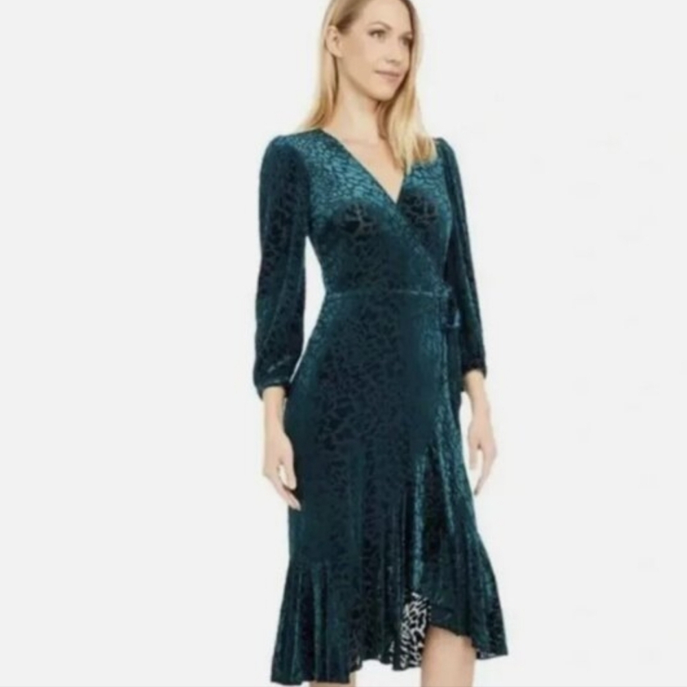 Calvin Klein Deep Green Velvet Dress Sheer Bell Sleeves V Neck